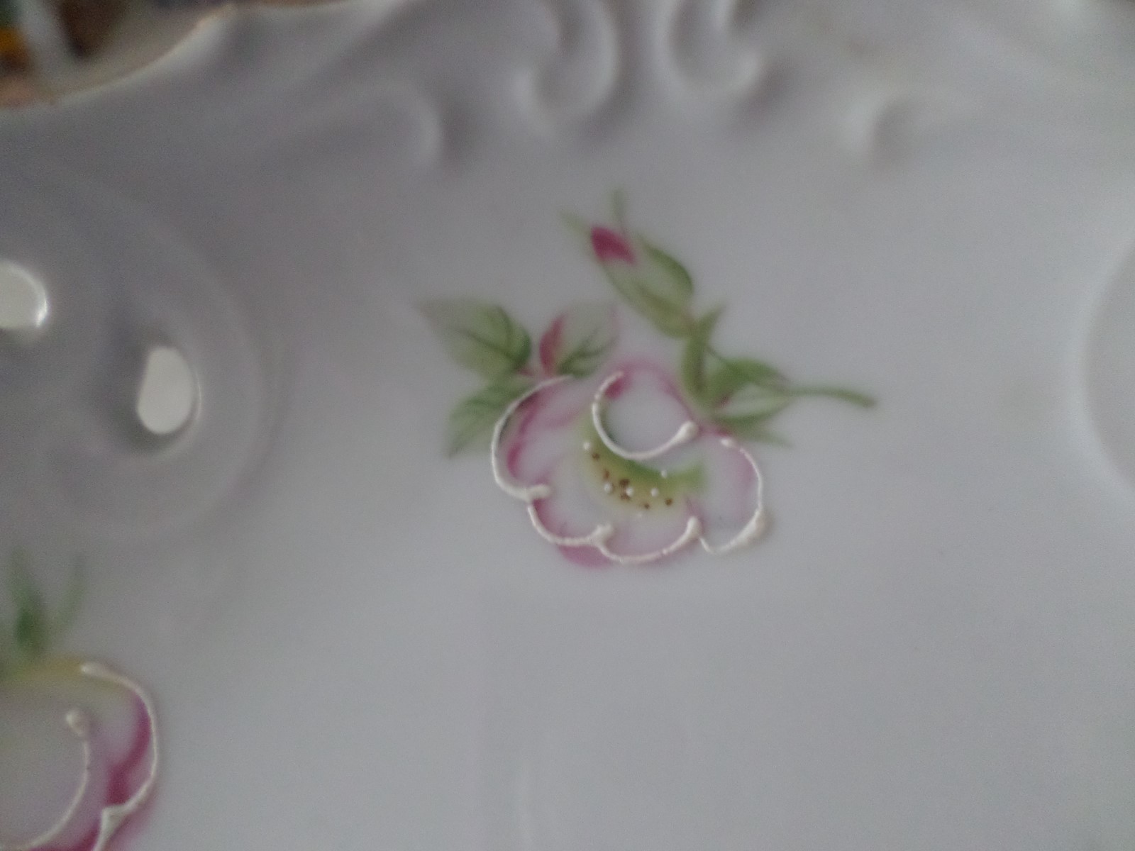 VINTAGE DRESDEN FLOWER PLATE