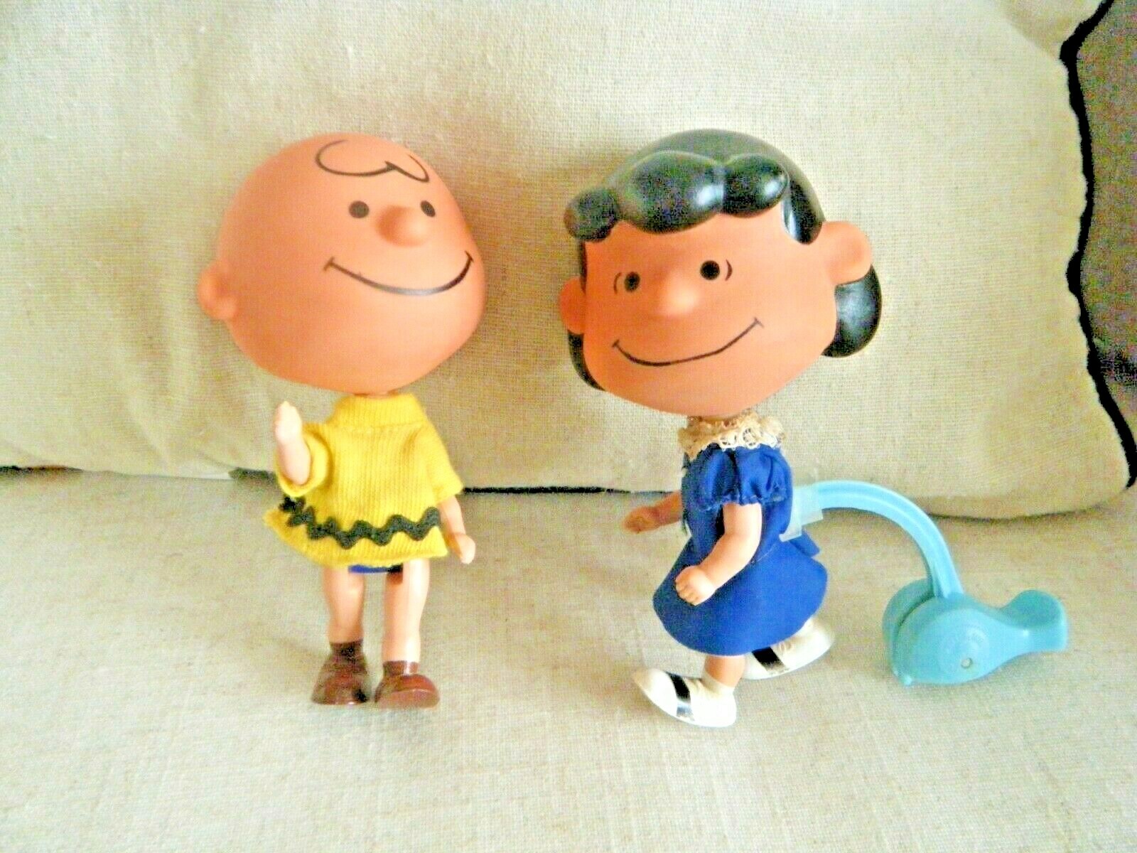 VINTAGE 1968 PEANUTS LOT LUCY & CHARLIE BROWN SKEDIDDLE VINTAGE 1968 PEANUTS LOT LUCY & CHARLIE BROWN SKEDIDDLE