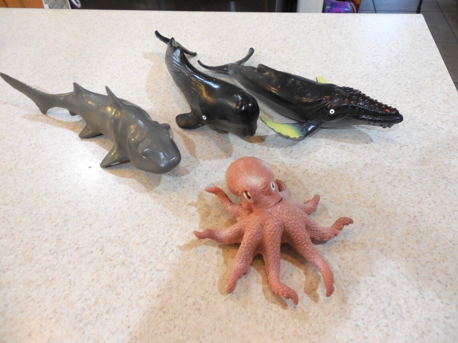 Vintage TM Shark Humpback Whale Sperm Whale Octopuss. 2002 4 dif