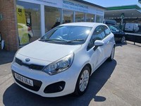Kia Rio 2 1.2 petrol white 3 door ulez compliant