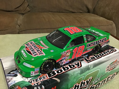2001 Action BOBBY LABONTE #18 Interstate Batteries Pontiac