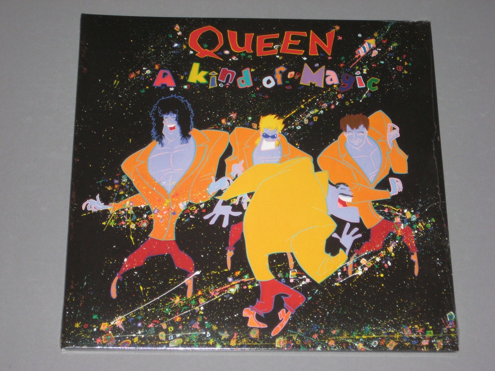 пластинка виниловая queen magic. A kind of magic queen vinyl. The max roach trio. Magnus 6000 музыкальный проигрыватель. Kind of magic lp.