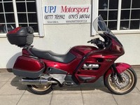 Honda ST 1100 Pan European 2000 W reg 83 k, fully loaded