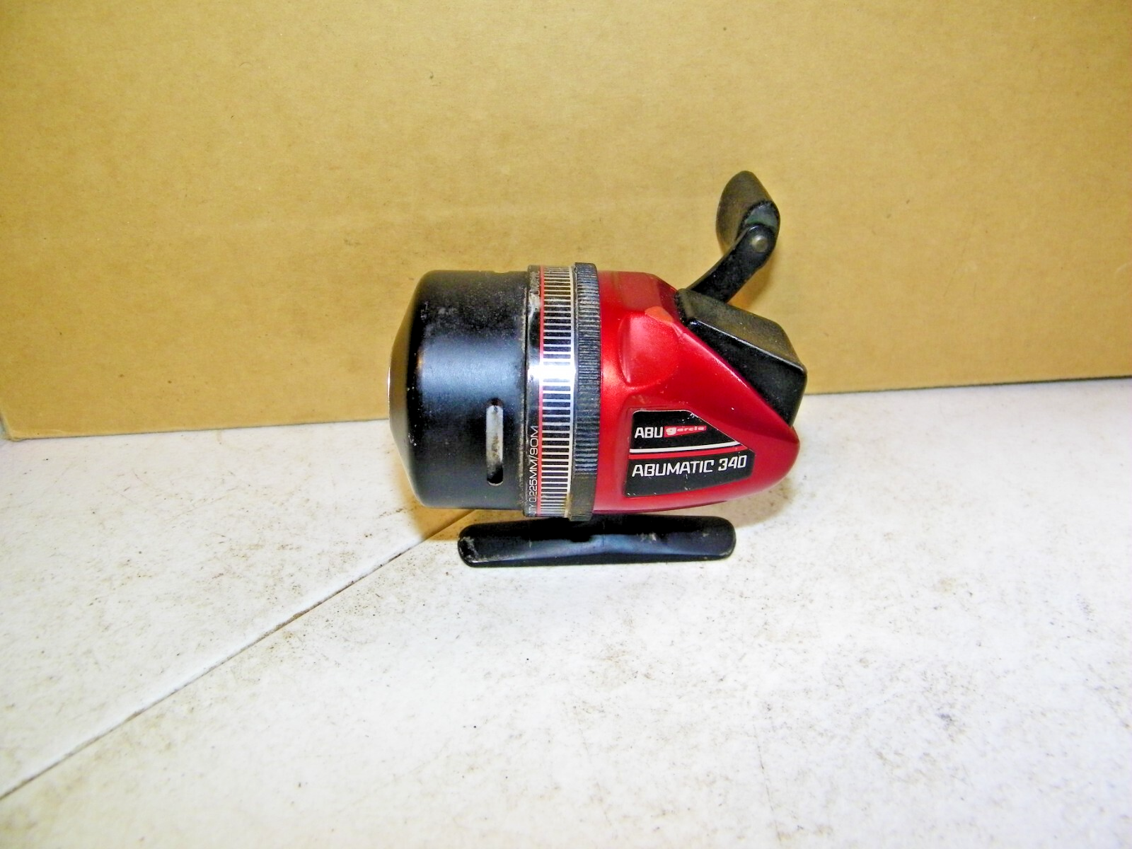 Abu Garciaアブガルシア Abumatic Abu Garcia Abumatic S Spincast Fishing Reel - Walmart.com