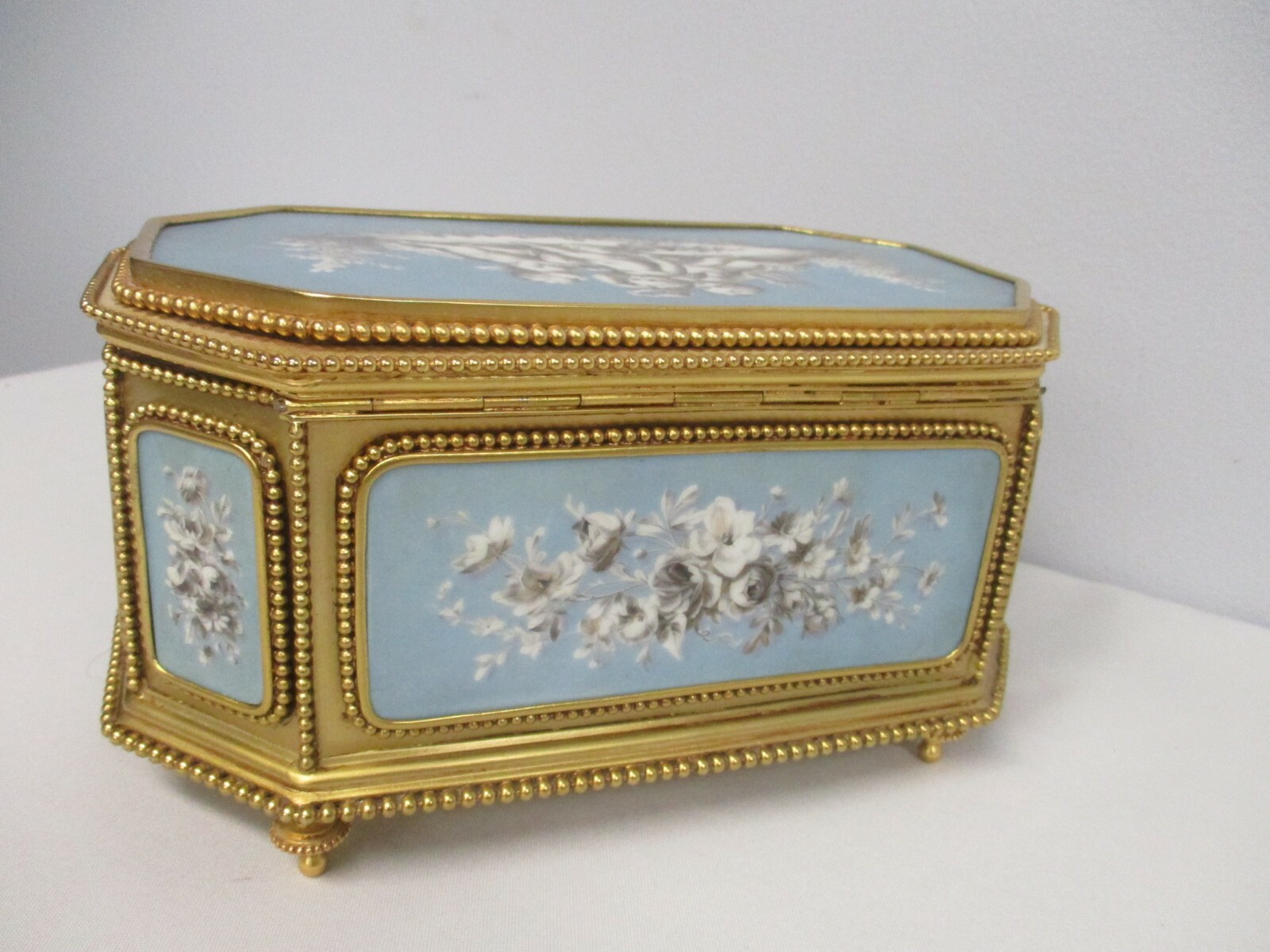 ANTIQUE FRENCH SIRAUDIN BLUE PORCELAIN BRONZE BOX with HAND PAINTED CHERUBS