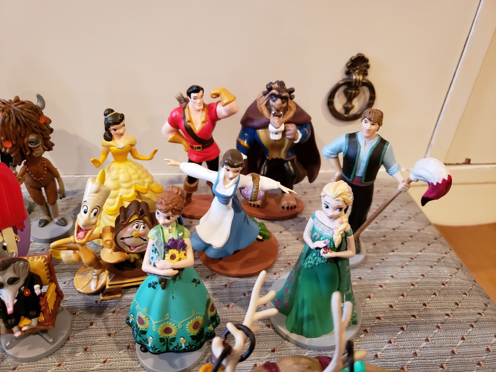 Mix Lot of 23 Disney Figures Cake Topper Finding Dory Nemo Zootopia Frozen Belle