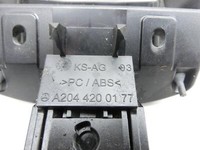 Mercedes C218 CLS 350 11-14 Bedienteil Schalter Elektrische Parkbremse (P) Mercedes C218 CLS 350 11-14 25.01.2011... Vorschau 5