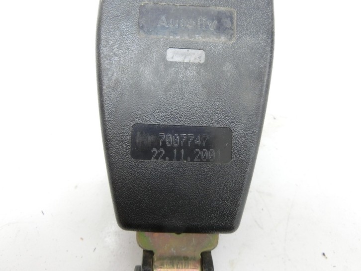 BMW 318Ci E46 00-03 Cabrio Gurtschloss Links Hinten BMW 318Ci E46 00-03 25.02.2002 72117007747 7007747 gebraucht Bild 5