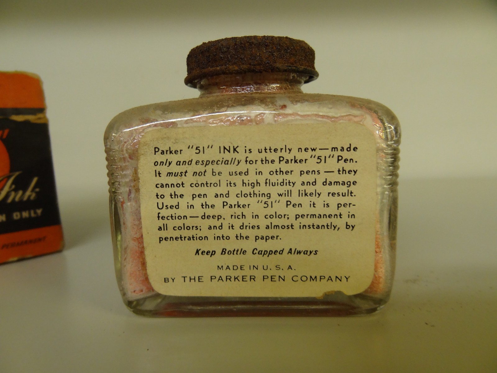 PARKER 51 CHINA RED INK BOTTLE **COLLECTIBLE** WITH ORIGINAL BOX