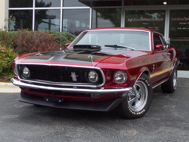 Заказать лимузин на свадьбу. Прокат лимузинов в Москве ...