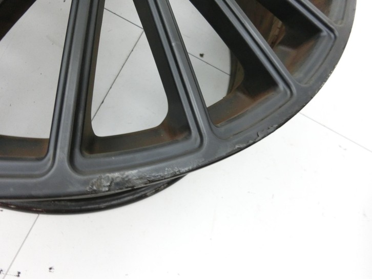 BMW 5er GT F07 09-13 1 x Felge Aluminiumfelge 20 Zoll 5X120 BMW 5er GT F07 09-13 28.03.2011 VENTI-R gebraucht Bild 5
