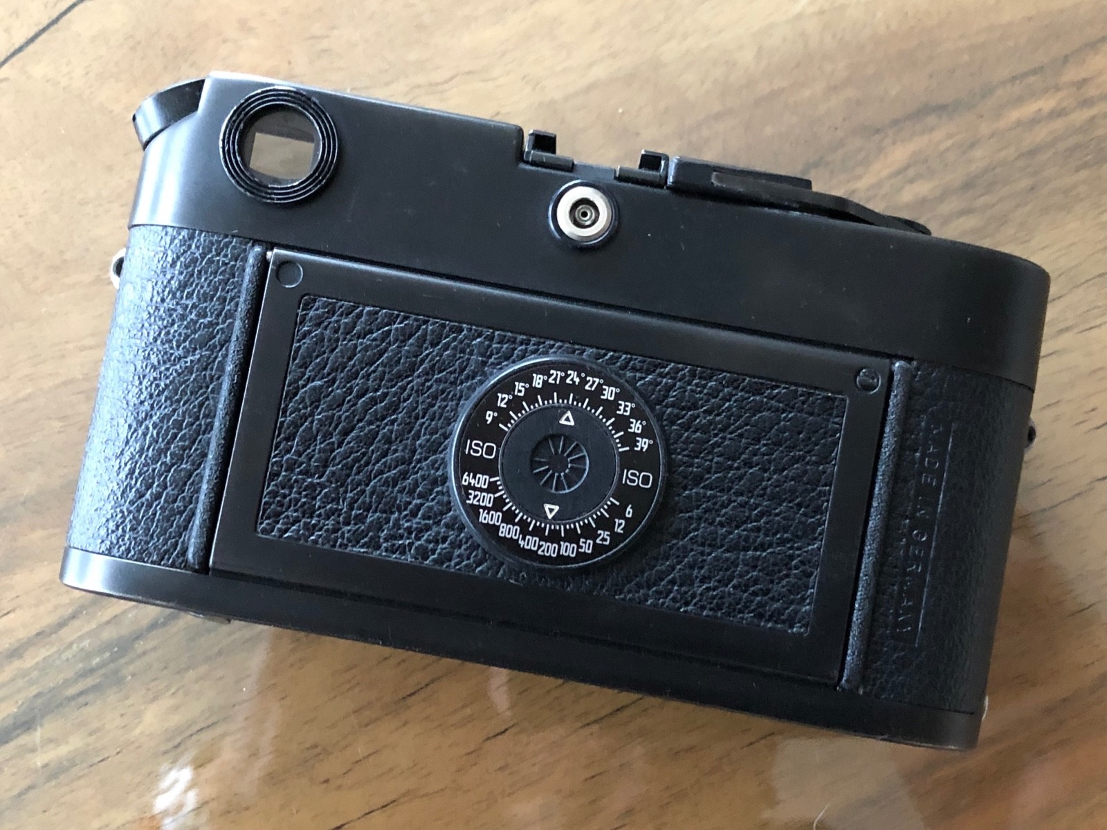 ?TOP MINT? Leica M6  35mm Film Camera Body Only from Canada
