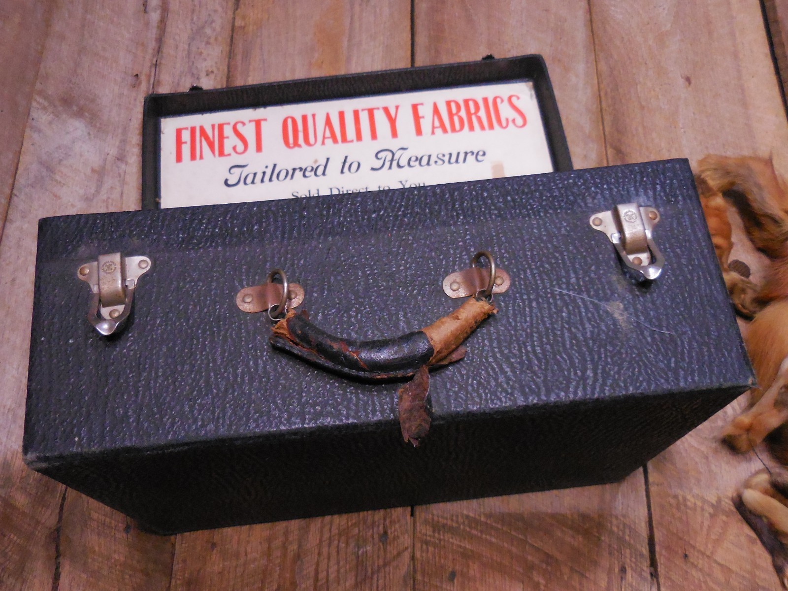 Vintage Fox Stoll in box, 1920 wedding gift. Super Fur-Fox Fur