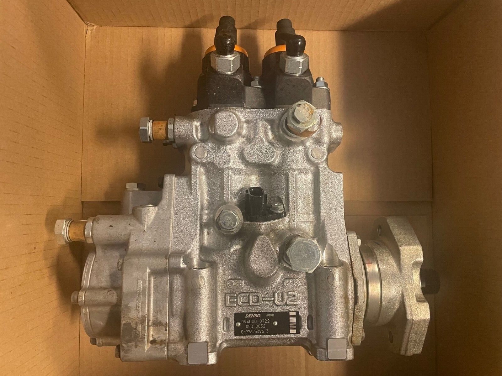 New OEM JDeere, DENSO ECD-U2 Fuel Inj Pump 094000-0722 New OEM JDeere, DENSO ECD-U2 Fuel Inj Pump 094000-0722