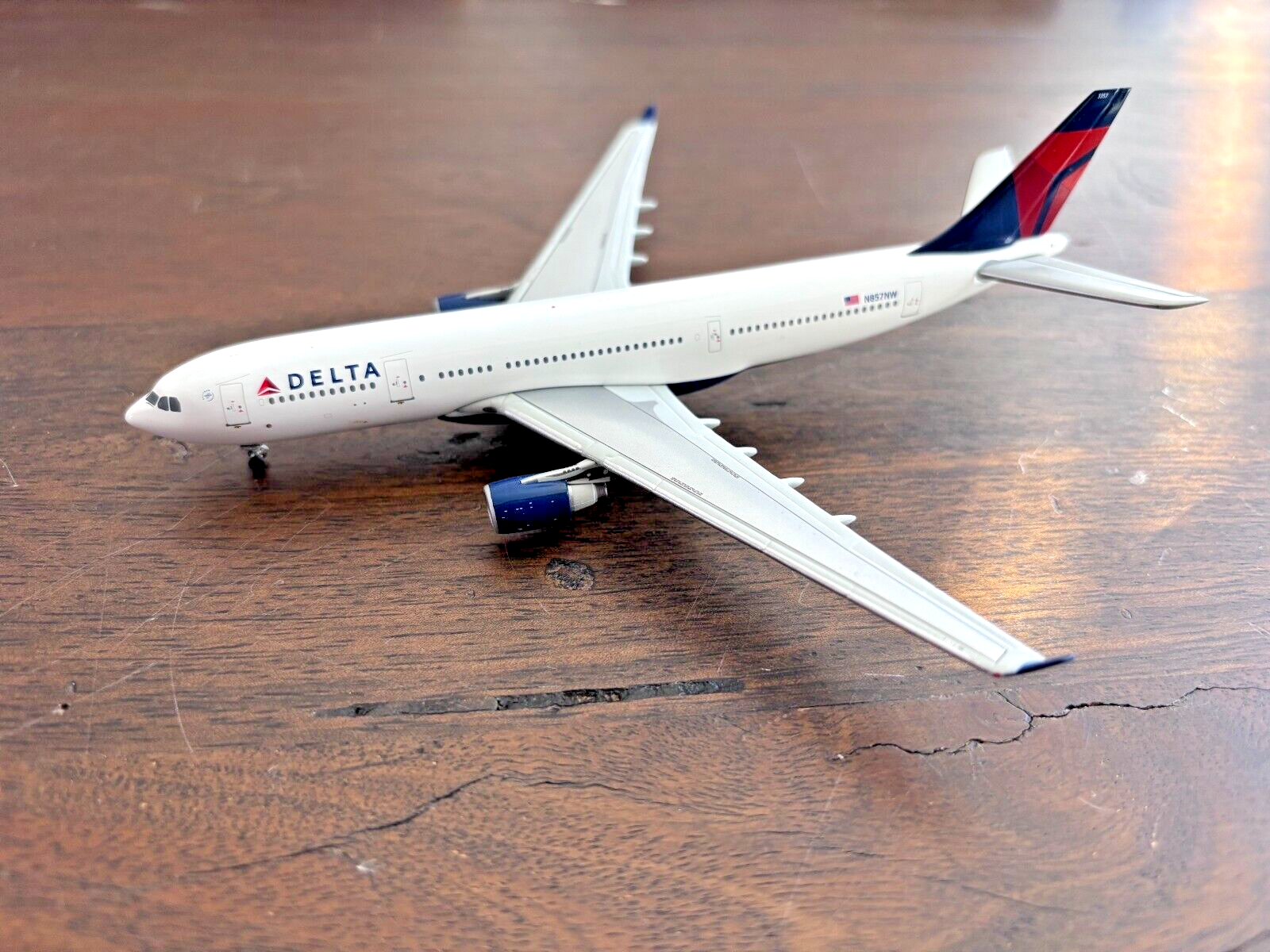 Gemini Jets 1:400 Delta Air Lines Airbus A330-200 N857NW | eBay