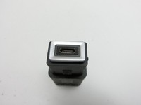 Peugeot 2008 II CMP 23-26 USB-C Buchse Anschluss Peugeot 2008 II CMP 23-26 20.20.2020 98313506VV 98380610VV gebraucht Vorschau 2