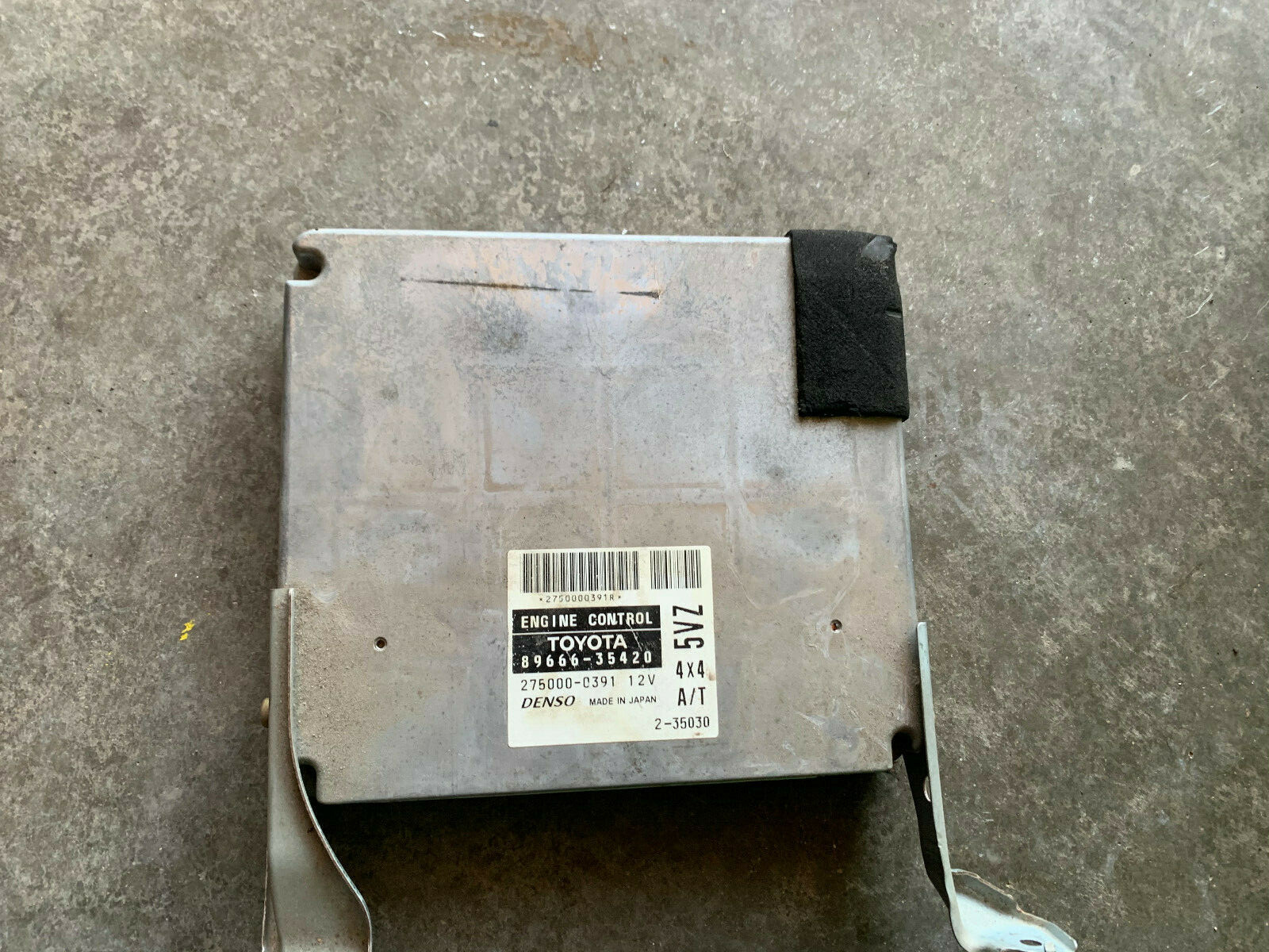 徳利 2001 TOYOTA 4RUNNER ENGINE CONTROL MODULE 3.4 V6 AWD AT