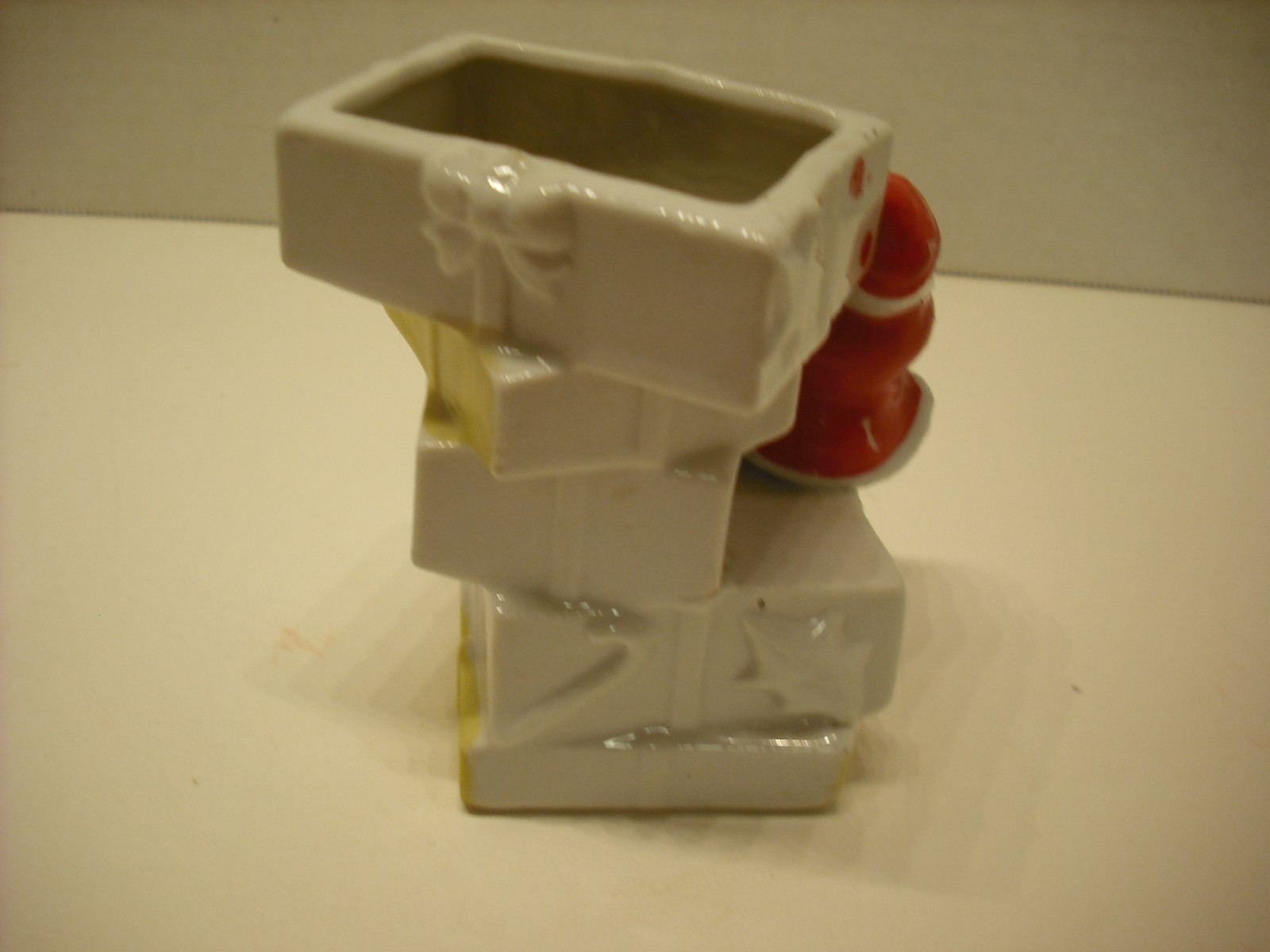 VINTAGE Santa Vase Presents JAPAN Christmas Ceramic China Porcelain Bisque Face