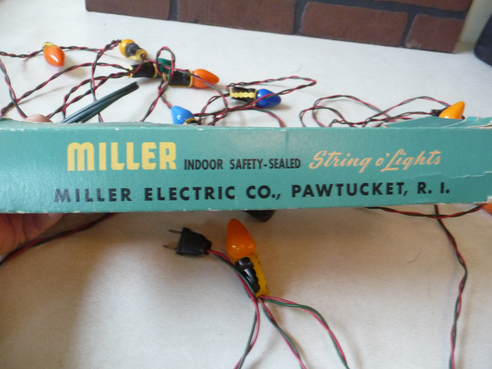 (2) Vintage Miller Electric Christmas String o' Light Sets & 1 Original Box USA