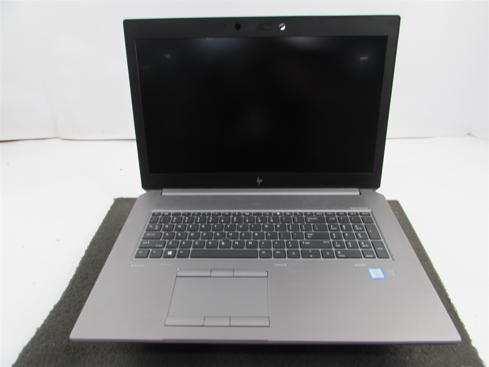 hp zbook 17G5 p4200 8GB メモリ16GB SSD256GB hp zbook 17G5 p4200 8GB メモリ16GB SSD256GB HP ZBook 17 G5 Mobile