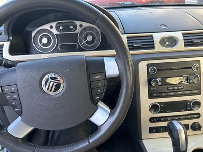 image 2 of interior