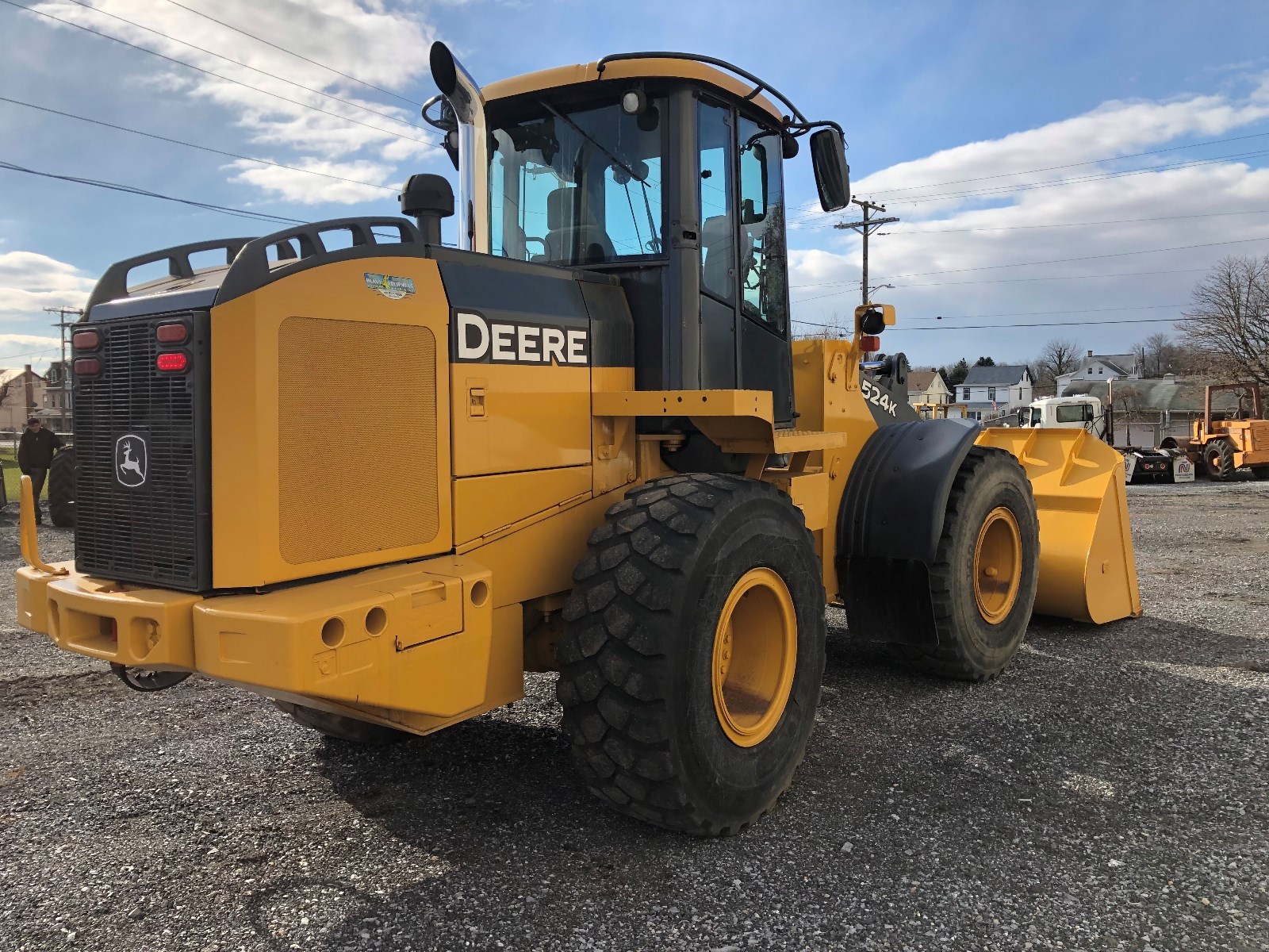 2009 JOHN DEERE 524K 5797 HRS CAB HEAT A/C SCALES