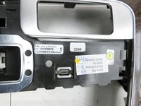 Audi A8 4H D4 09-17 Blende Einbaurahmen für Mittelkonsole Mitteltunnel Audi A8 4H D4 09-17 25.04.2012 L4H000011AD... Vorschau 6