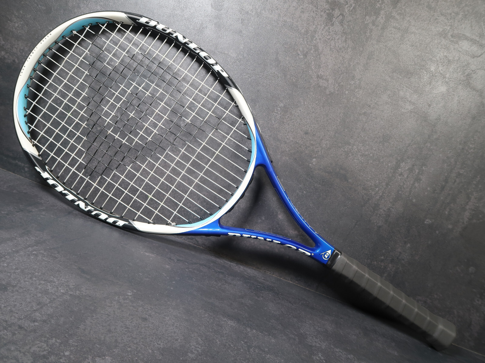 Dunlop - 2 Hundred Twenty 7 - L2 - 4 1/4 - Midplus - 632 cm² Dunlop - 2 Hundred Twenty 7 - L2 - 4 1/4 - Midplus - 632 cm²