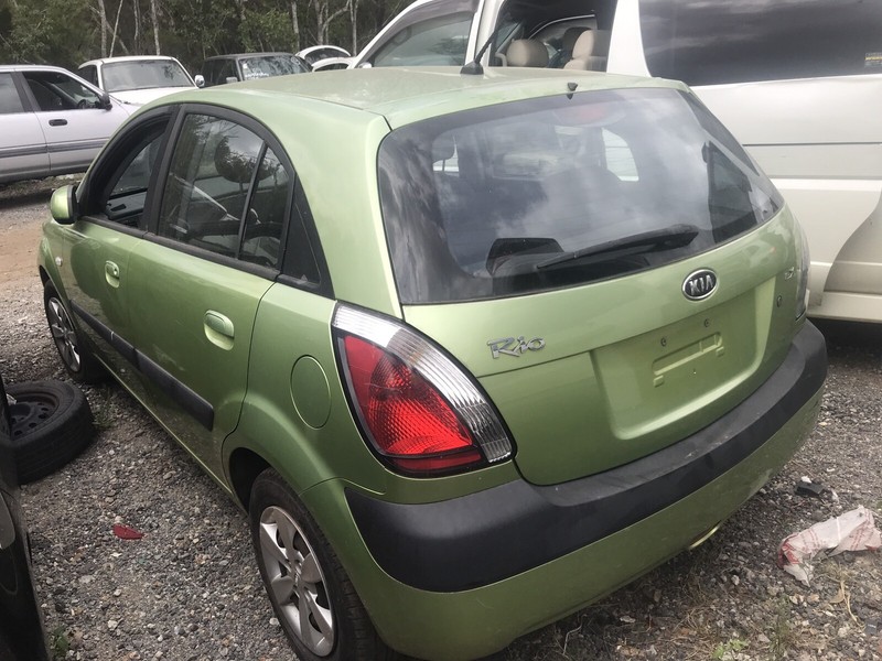 Wrecking 08 Kia Rio Hatchback Green Wrecking Gumtree Australia Brisbane South West Rocklea