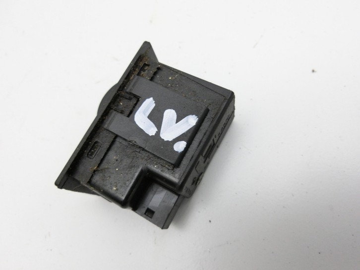 Citroen DS4 NX 11-15 Schalter Regler für Sitzheizung Links Citroen DS4 NX 11-15 20.05.2011 gebraucht Vorschau 4