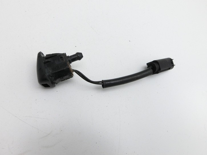 BMW E60 525i LCI 07-10 Waschdüse f. Windschutzscheibe WS Links beheizt BMW E60 525i LCI 07-10 06.10.2008 7046060... Bild 2