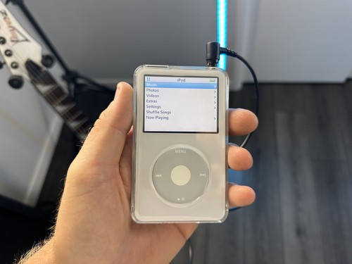 APPLE iPOD CLASSIC 5TH GEN. WHITE 30GBNEW BATTERY | eBay