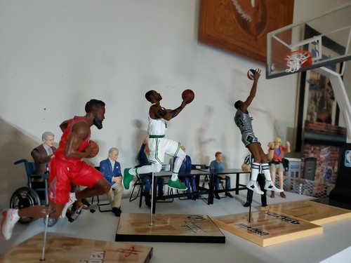 マクファーレン NBA バックボード フィギュア Amazon.co.jp: 超