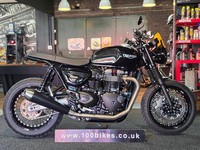 2020 TRIUMPH SPEED TWIN 1200cc 2,000 MILE'S COMPLETELY CUSTOM 