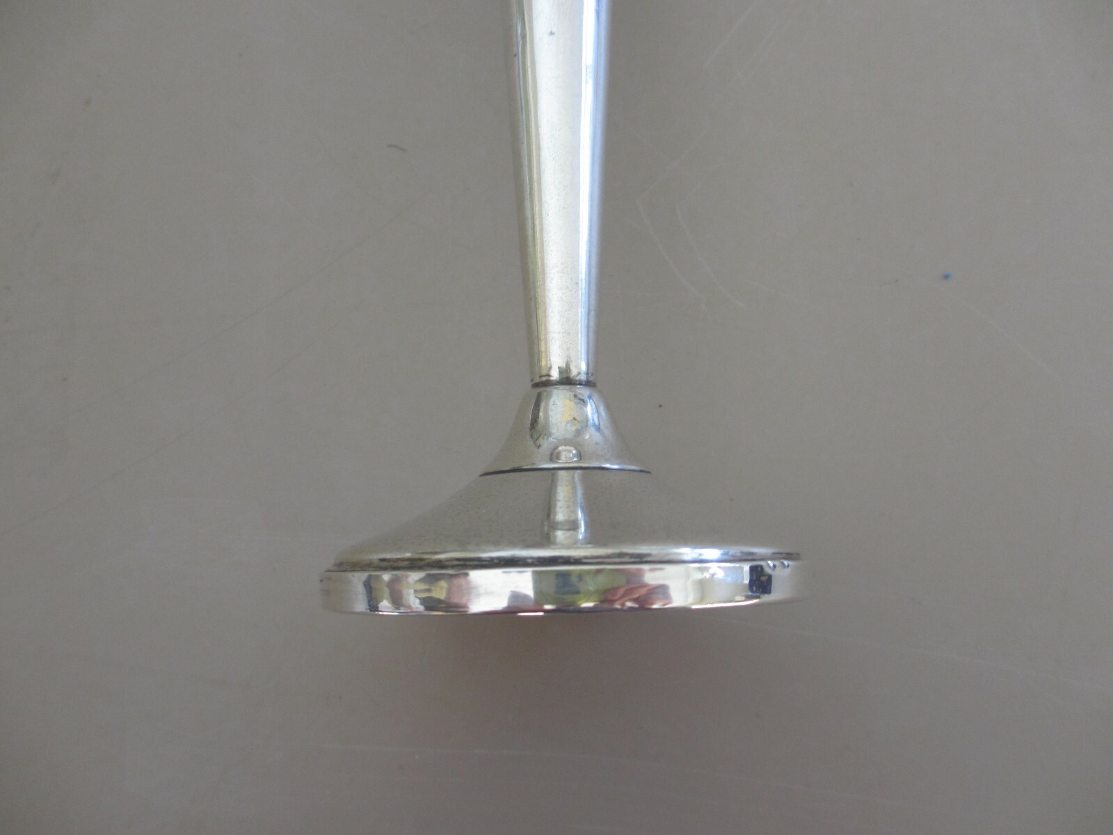 Vintage 8 1/4 INCH  Fisher Weighted Sterling Silver Trumpet Bud Vase Pattern 688