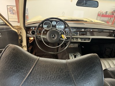 image 5 of interior