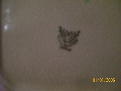 Vintage marked Japan trinket box glazed ceramic hand painted 5