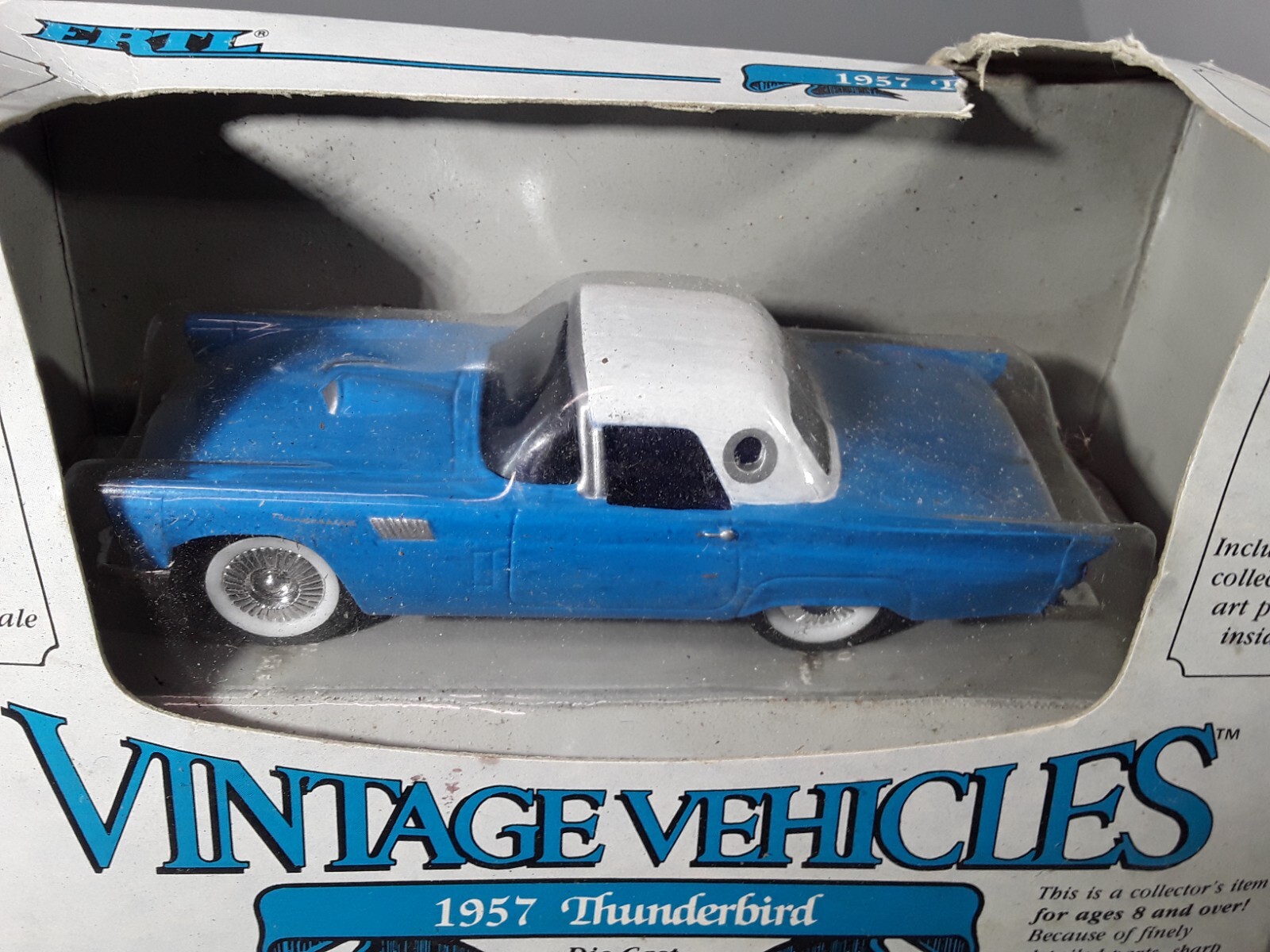 ERTL '57フォードTバード当時物 ヴィンテージミニカー1/64 海外物レア ERTL '57フォードTバード当時物 ヴィンテージミニカー1/64 海外