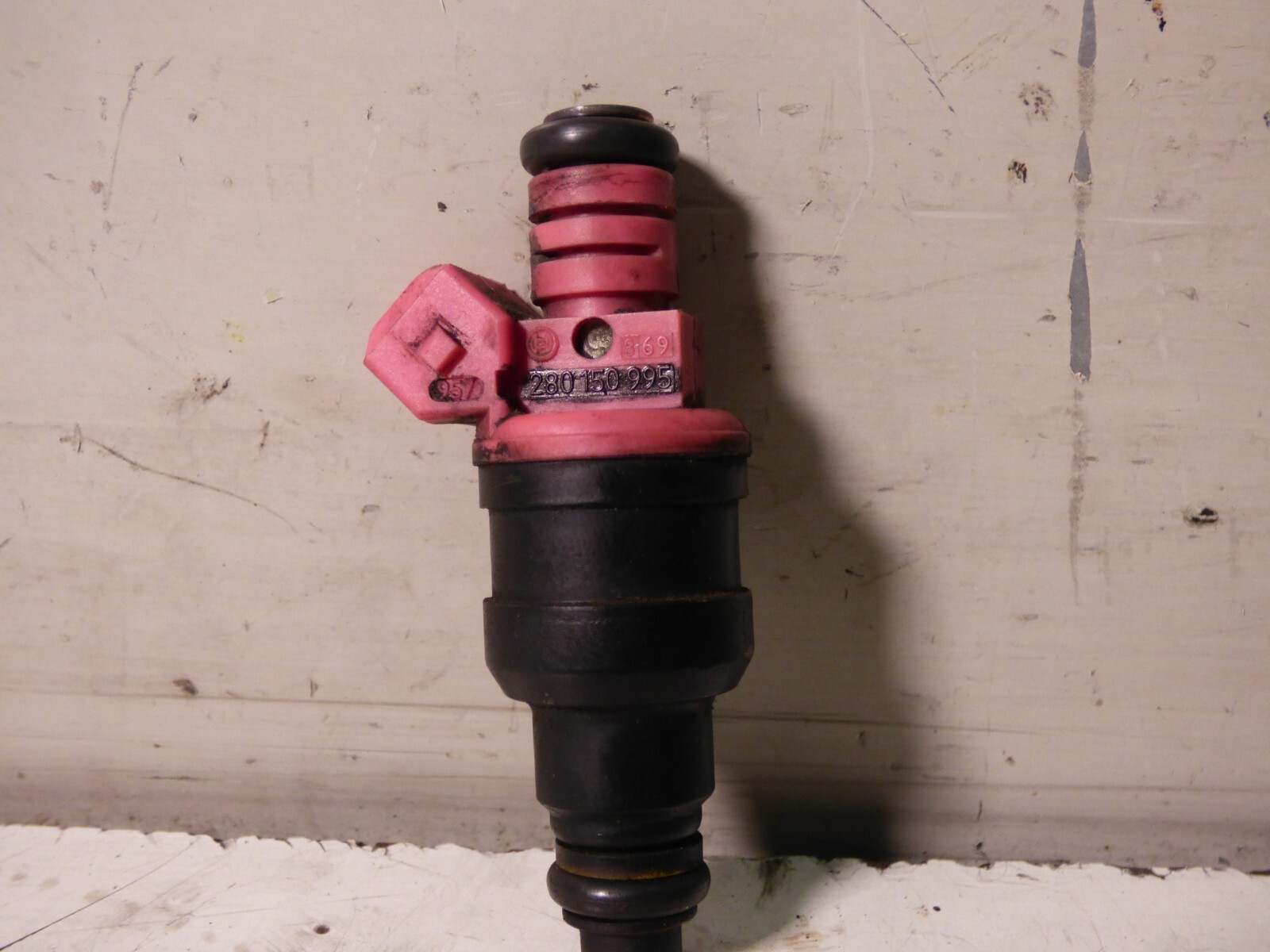 Iniettore RENAULT 1.2 7700875760 0280150995