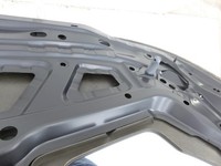 BMW E88 120d LCI 08-11 Verdeckkastenabdeckung BMW E88 120d LCI 08-11 11.03.2010 gebraucht Vorschau 6