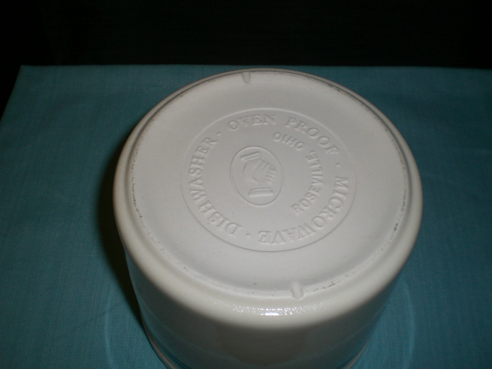 Roseville Ohio Pottery Crock; Accented with Blue Bands; 6 1/2