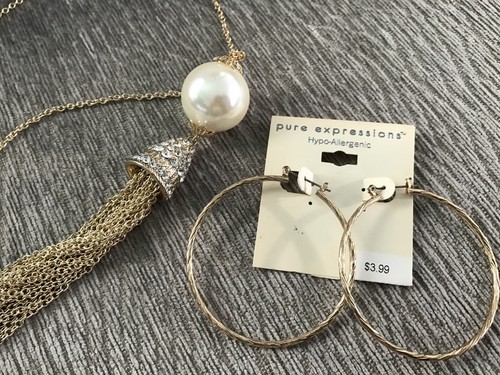 Mixed Jewelry Lot Earrings And Necklace (2) USA Seller New Free Shipping