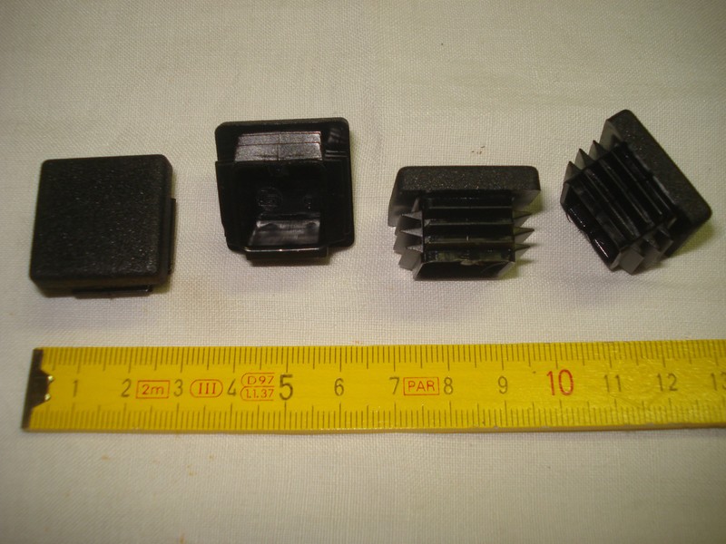 Patins Glisseurs CarrÃ©S Ã  InsÃ©Rer (Lot De 8) 25 Mm Ã  Ailettes (RÃ©F C3) Chaise