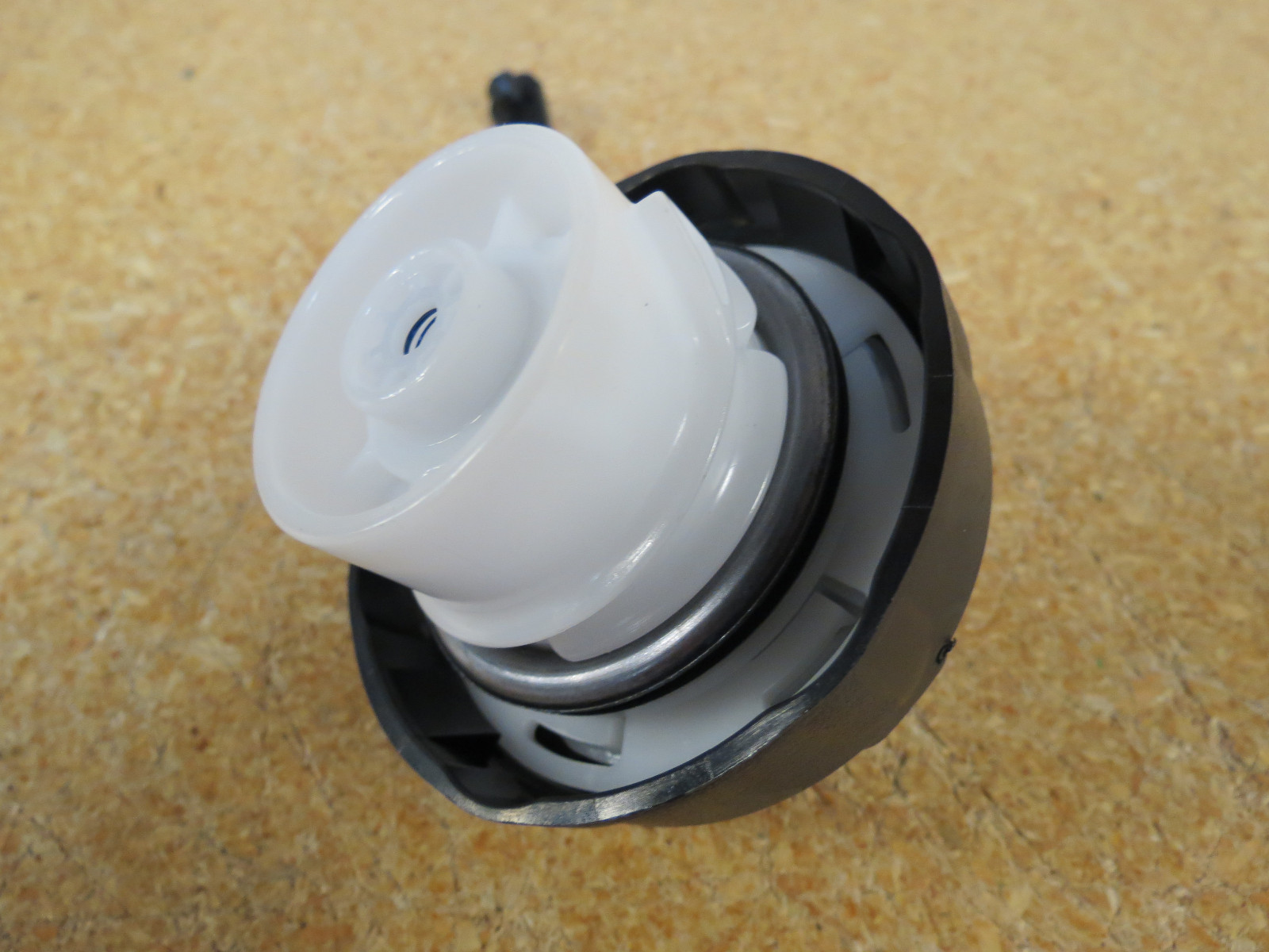 20032018 Jeep Wrangler JK Fuel Filler Tube Gas Cap with Tether Mopar