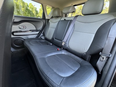 image 7 of interior