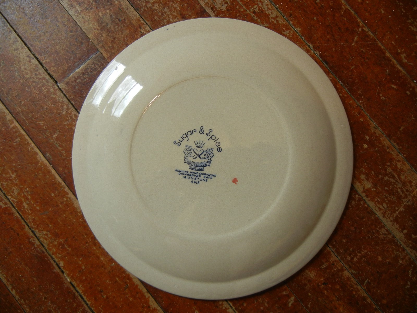 Two Vintage Sugar & Spice England Ironstone Dinner Plates 10