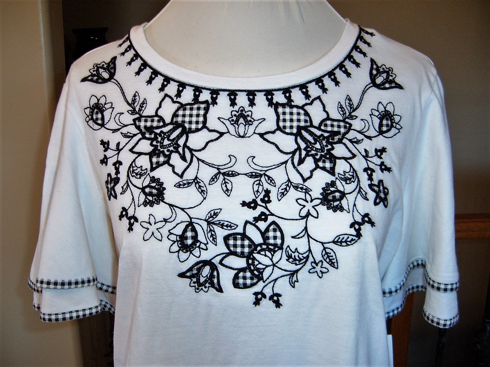 Charter Club Women's Top T-Shirt - Size L - Flared Sleeve Gingham Accent - NWT