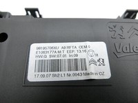 Peugeot 208 I 15-19 Bedienteil Bedienelement Heizung Klimabedienteil Peugeot 208 I 15-19 27.09.2017 98195706XU... Vorschau 7