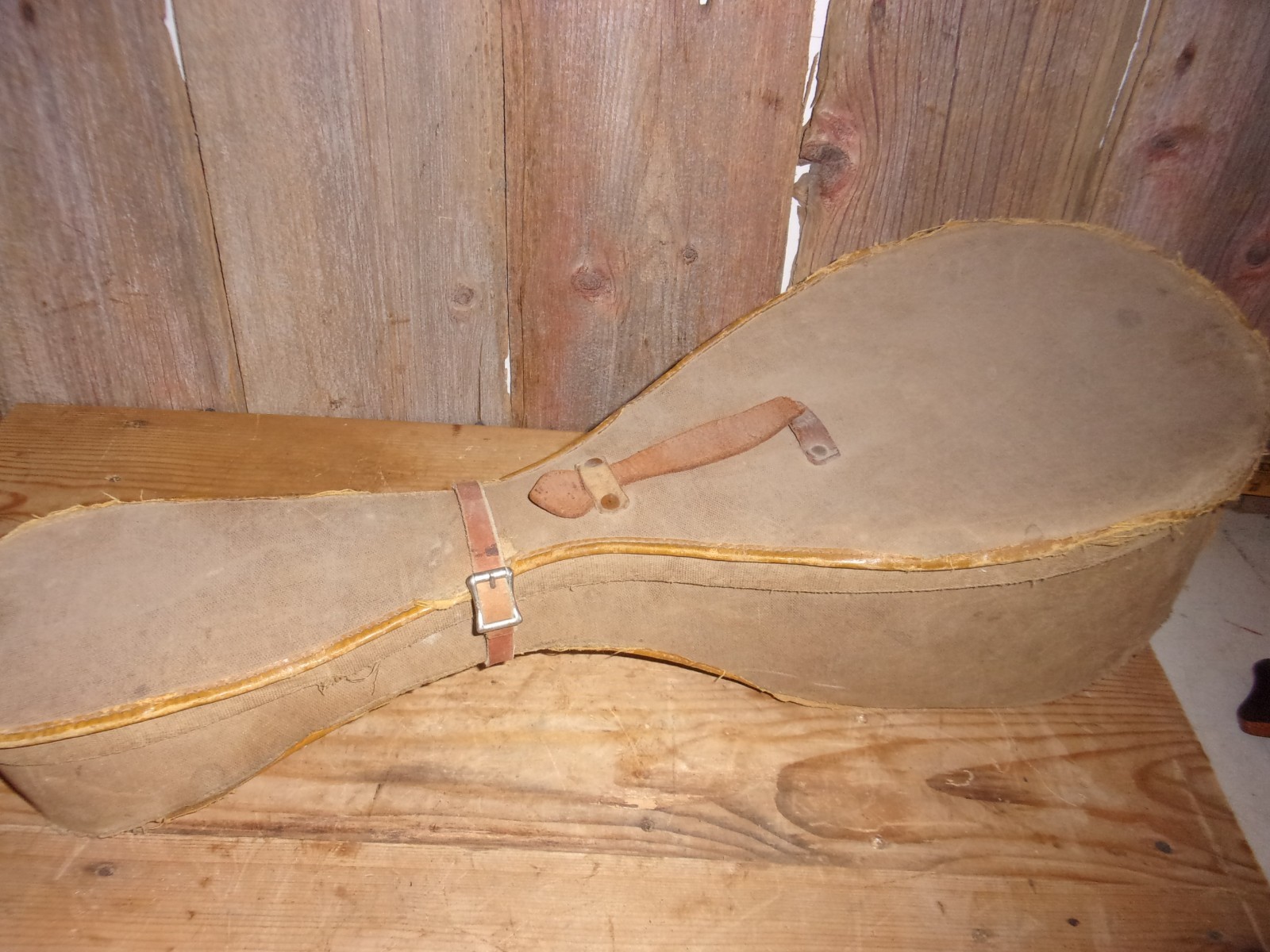 Vintage 8-String Mandolin Bowl Back Style with Case~Fancy inlay