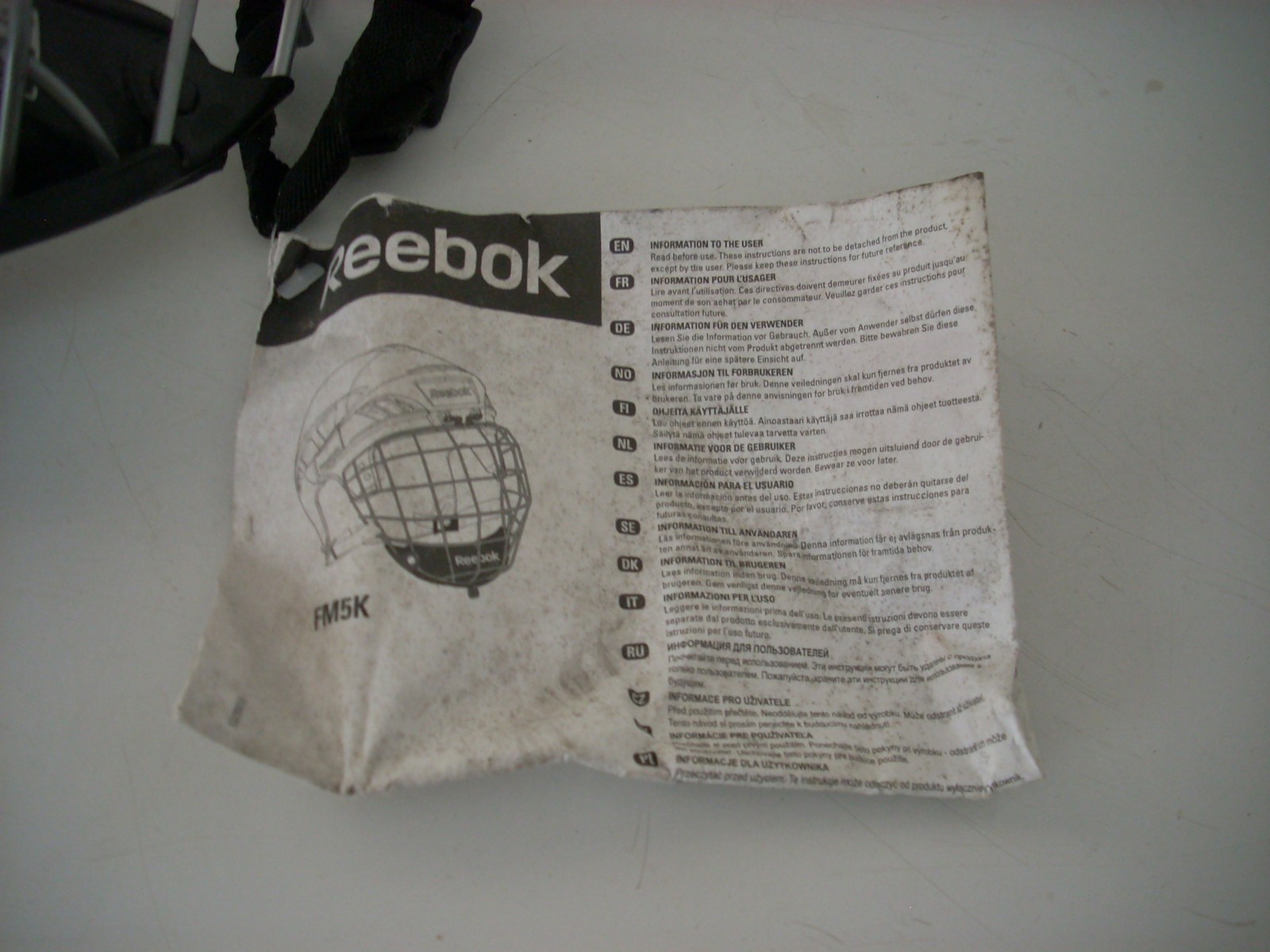 REEBOK 5K Hockey Helmet Cage large new